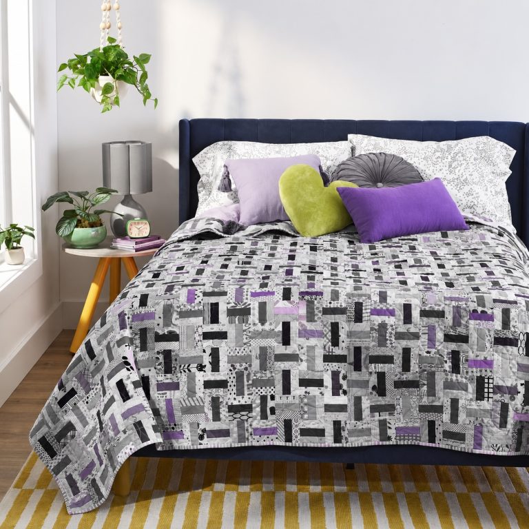 quilt on double bed ai generated